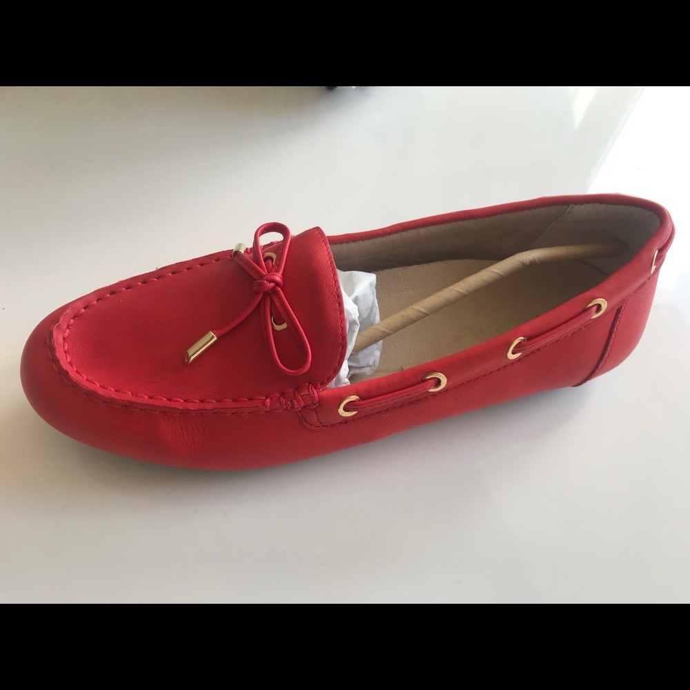 Vionic loafers